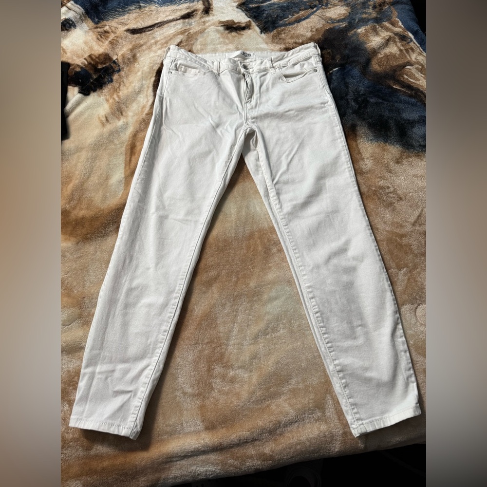 Joe Fresh White Skinny Jeans